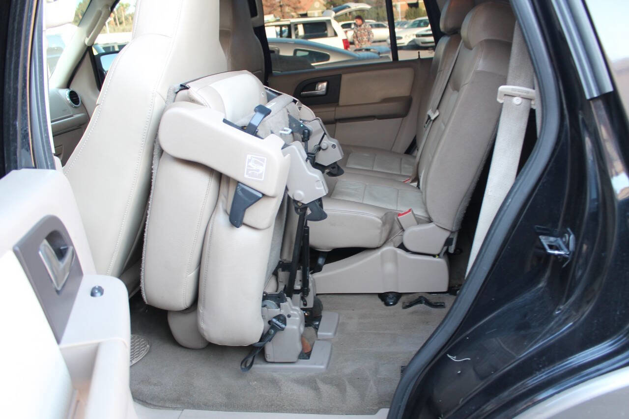 Used 2004 Ford Expedition Eddie Bauer RWD image 24