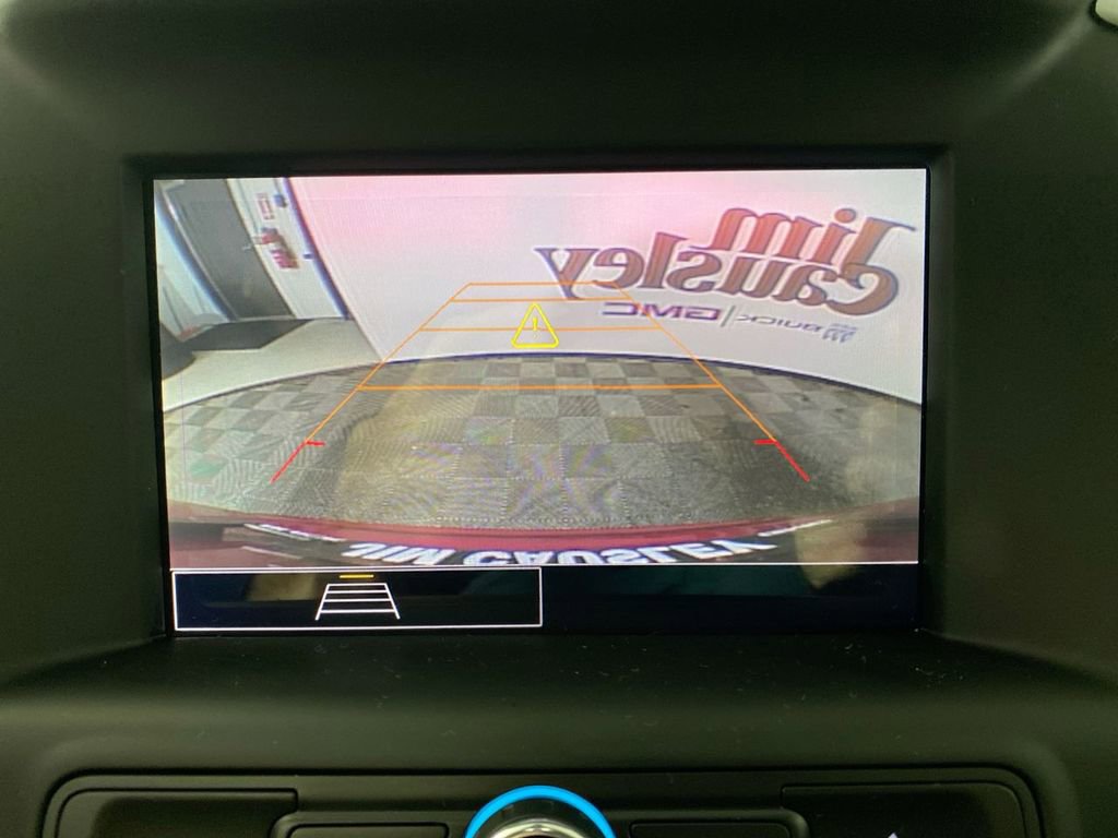 Certified 2023 GMC Terrain SLE FWD image 17