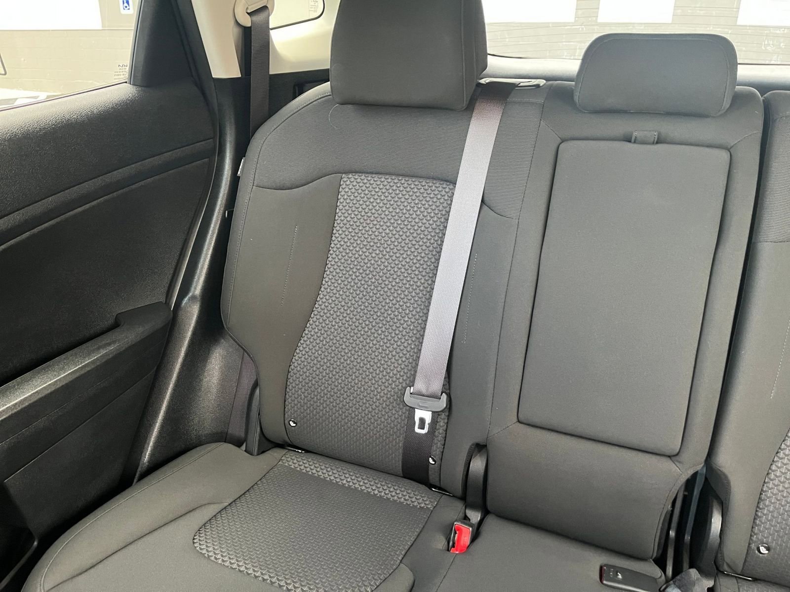 Used 2025 Kia Sportage LX FWD image 37