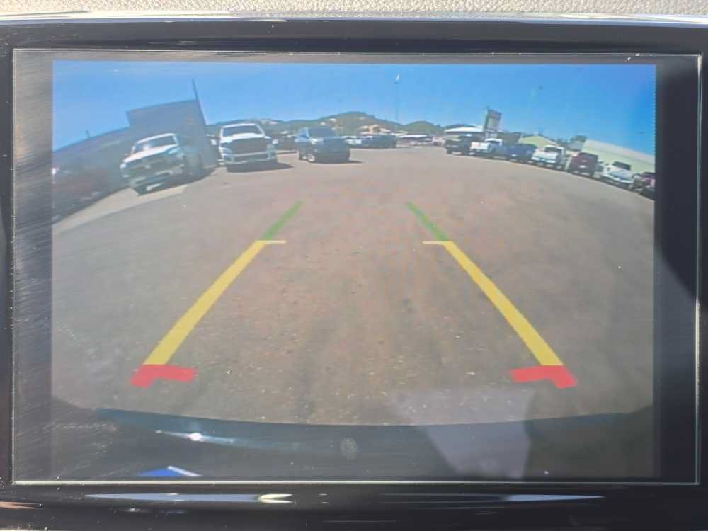 Used 2025 Chrysler Pacifica Limited FWD image 20