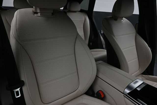 Used 2023 Mercedes-Benz GLC 300 4MATIC image 14