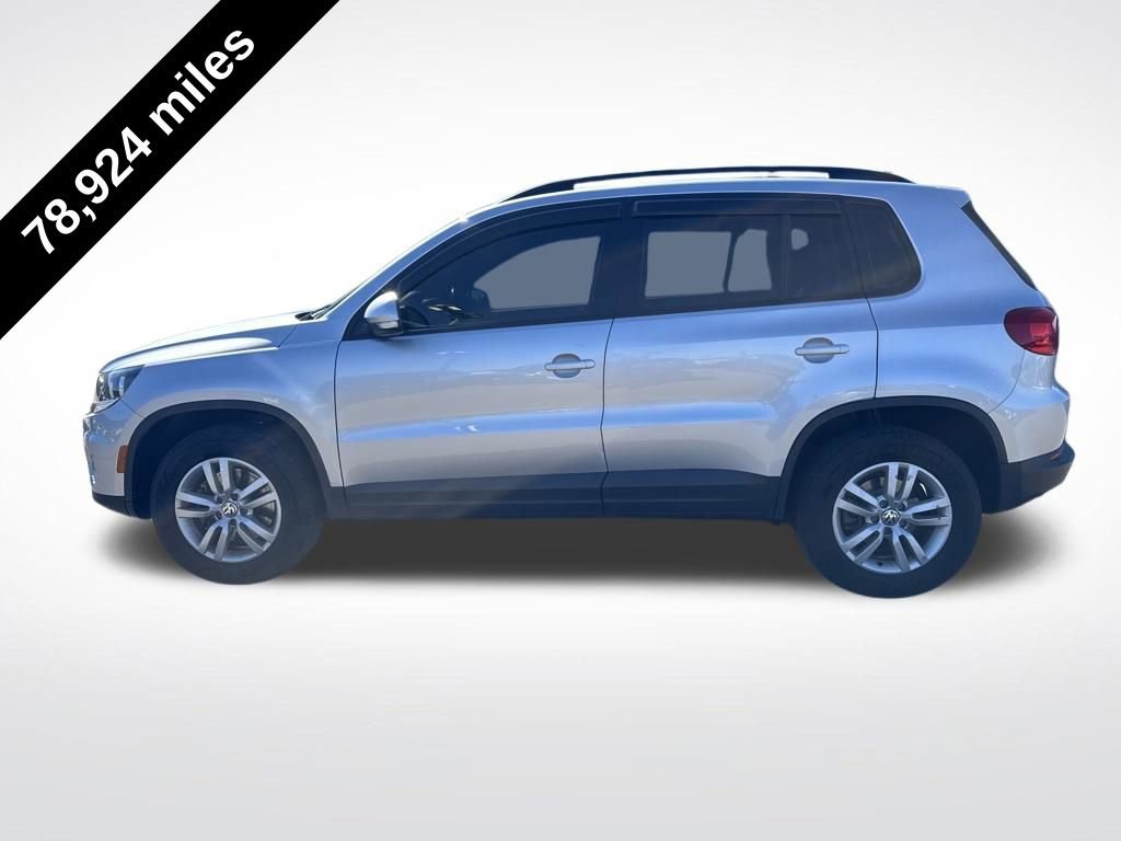 Used 2017 Volkswagen Tiguan S AWD/4WD image 2