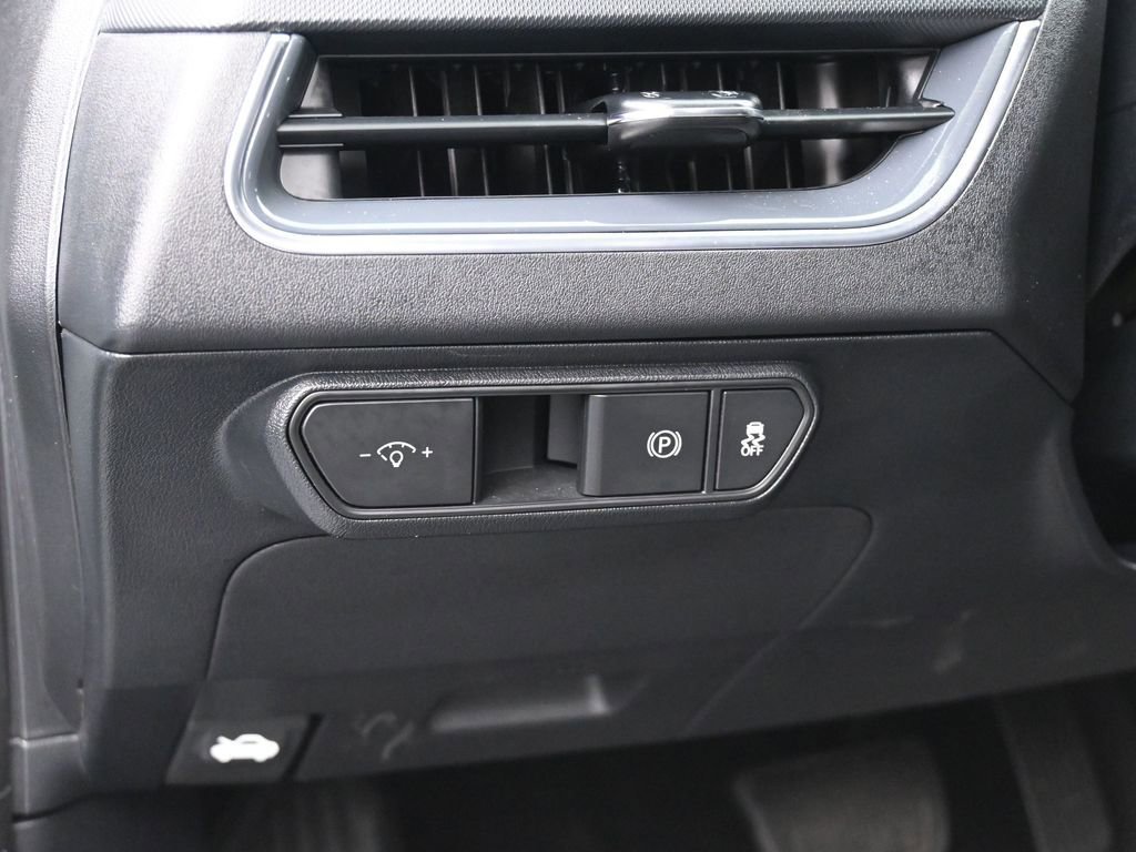 Used 2025 Kia K4 EX image 14