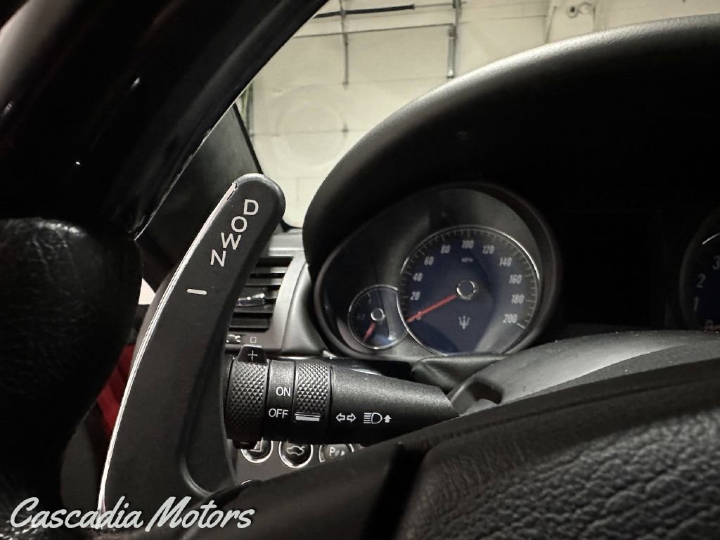 Used 2014 Maserati GranTurismo Sport RWD image 35