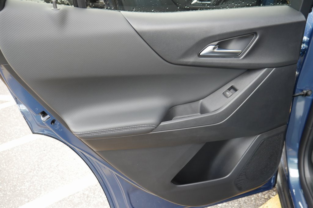 New 2026 Chevrolet Equinox LT w/ Convenience Package II image 33