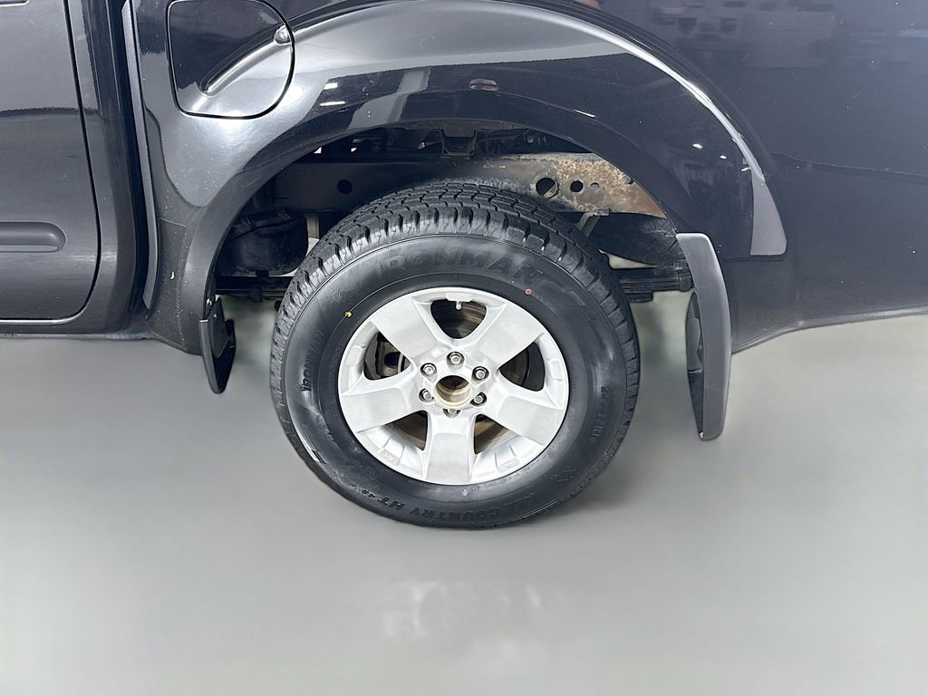 Used 2013 Nissan Frontier SV AWD/4WD image 20
