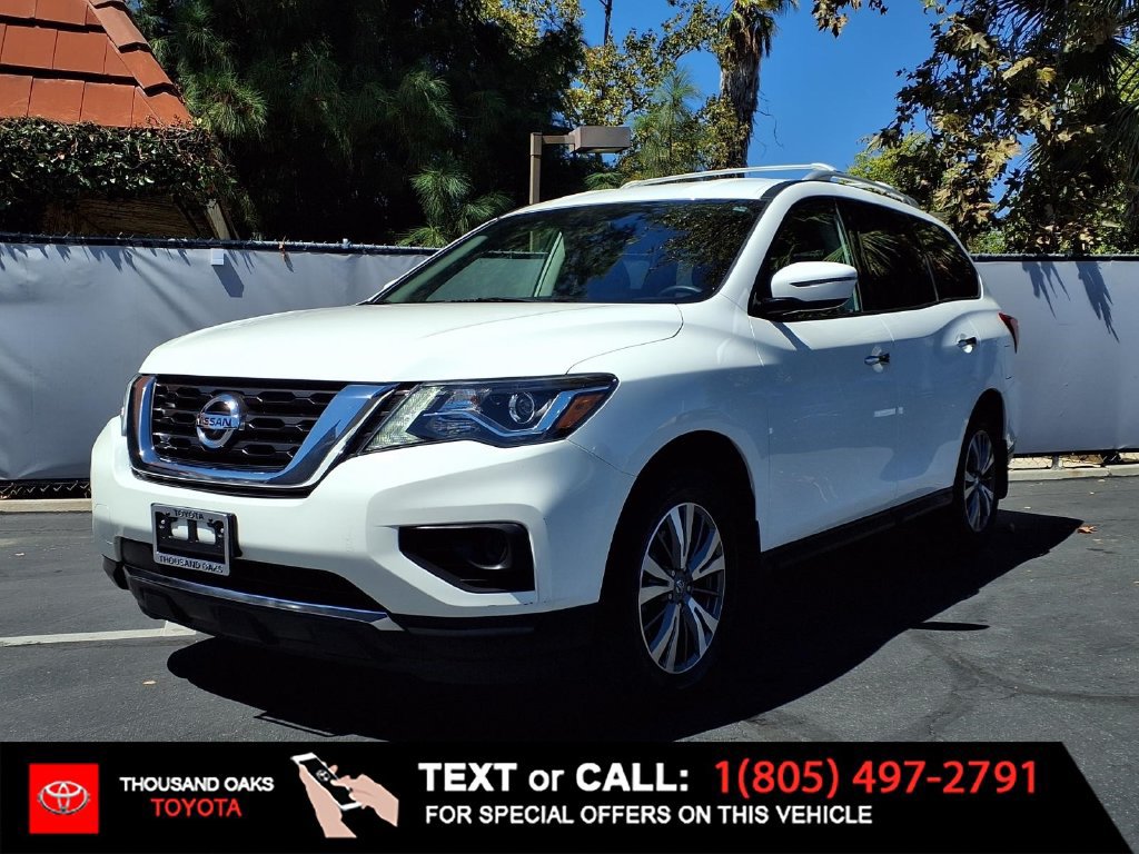Used 2020 Nissan Pathfinder S FWD image 1