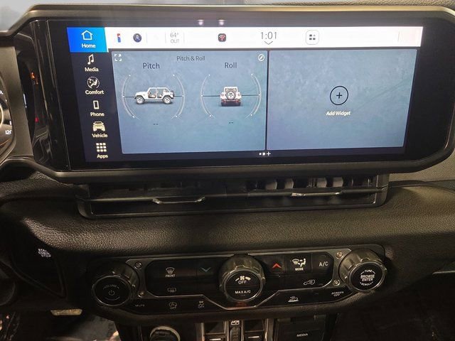 Used 2024 Jeep Wrangler Sport S image 23