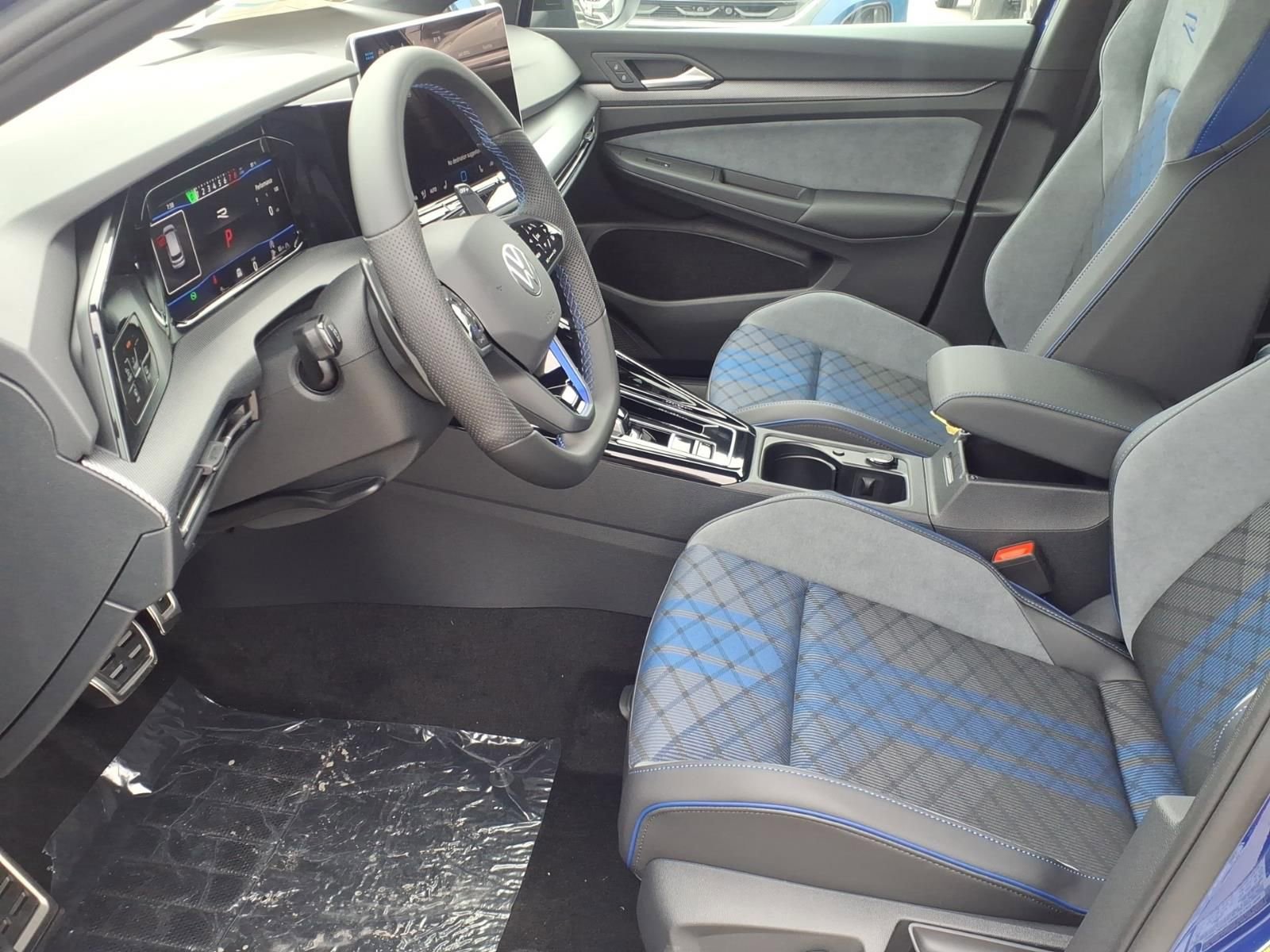 New 2026 Volkswagen Golf w/ Euro Style Package AWD/4WD image 16