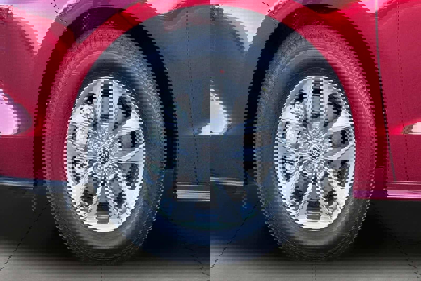 New 2026 Toyota Sienna XLE image 32