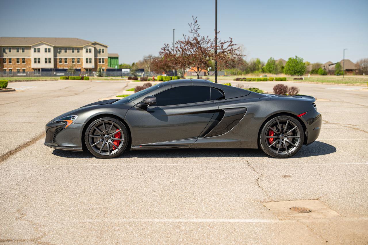 Used 2016 McLaren 650S Spider image 8