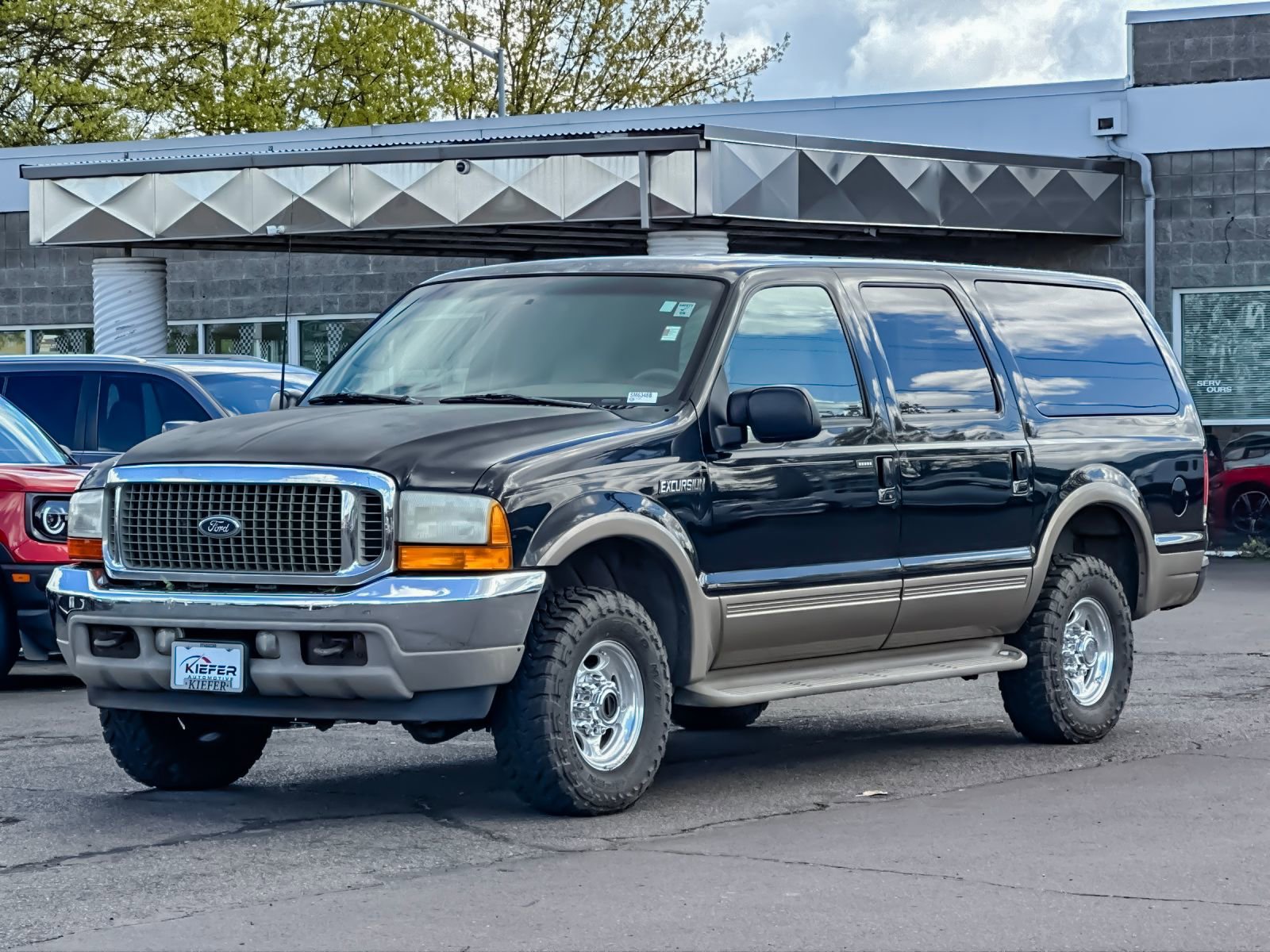 Used 2001 Ford Excursion Limited image 7