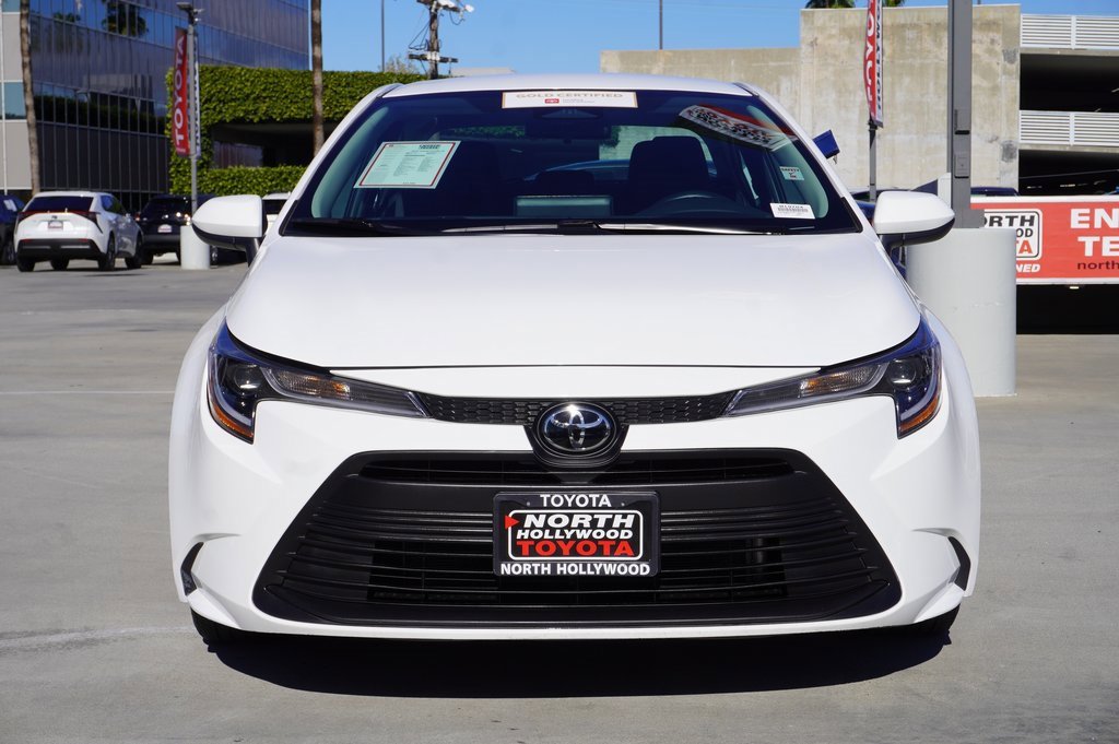 Certified 2024 Toyota Corolla LE image 3