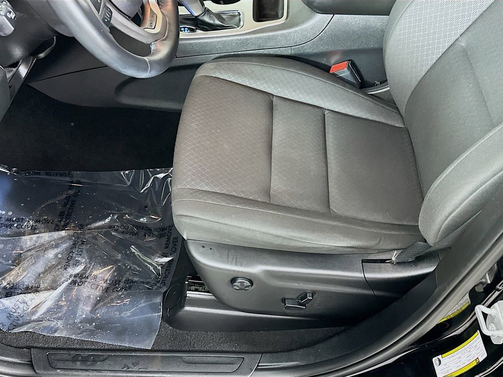 Used 2019 Jeep Grand Cherokee Laredo image 26