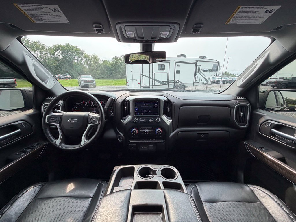 Used 2021 Chevrolet Silverado 1500 RST w/ Bed Protection Package AWD/4WD image 8