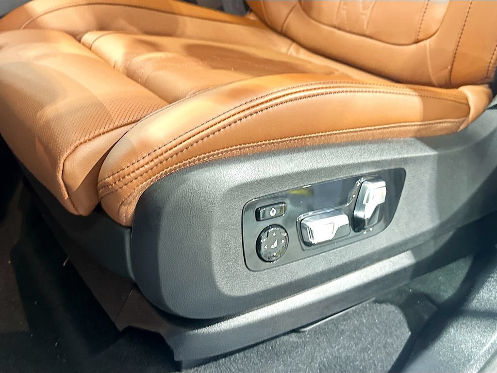 New 2026 BMW X5 M60i AWD/4WD image 20