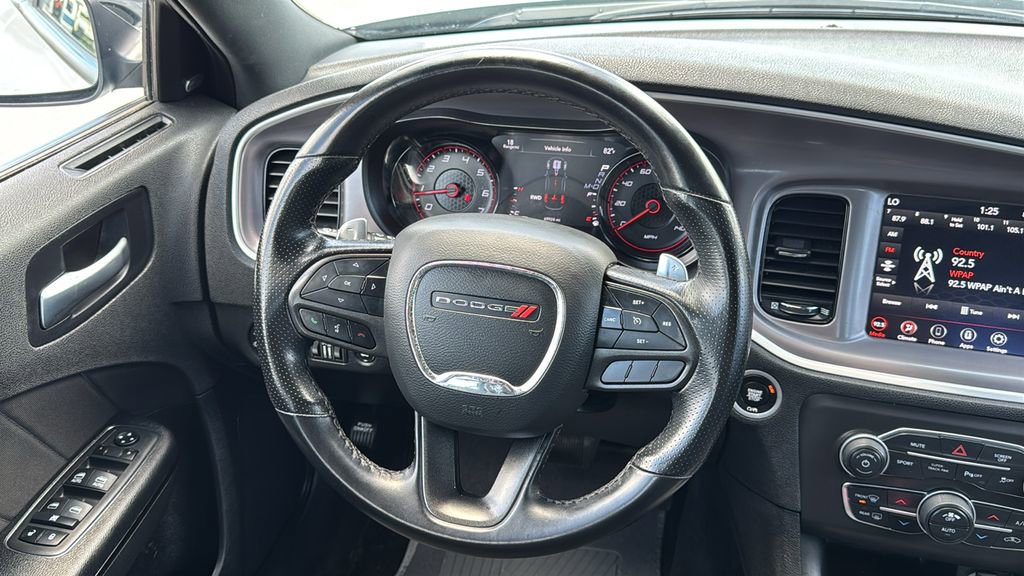Used 2022 Dodge Charger SXT w/ Blacktop Package image 24