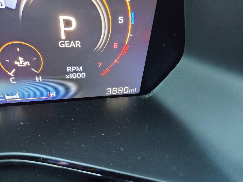 Used 2024 Chevrolet Colorado Z71 w/ Z71 Convenience Package 2 image 22