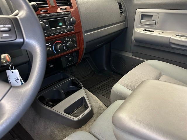 Used 2005 Dodge Dakota SLT w/ Trailer Tow Group AWD/4WD image 28