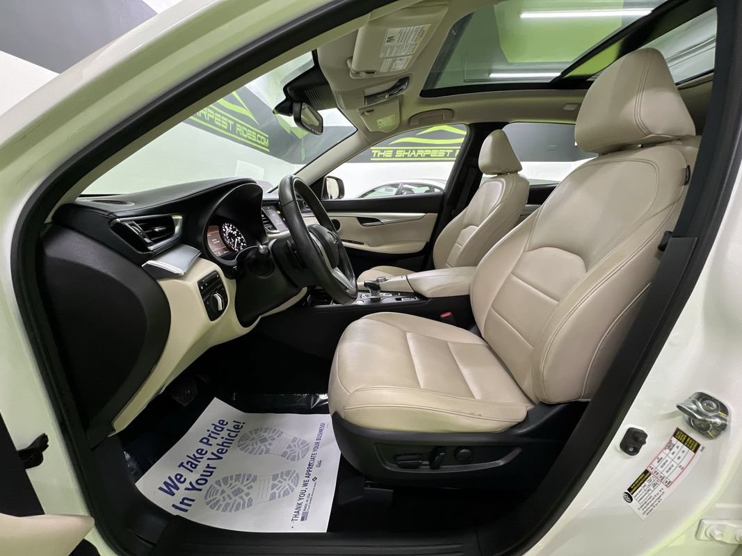 Used 2021 INFINITI QX50 Luxe FWD image 16