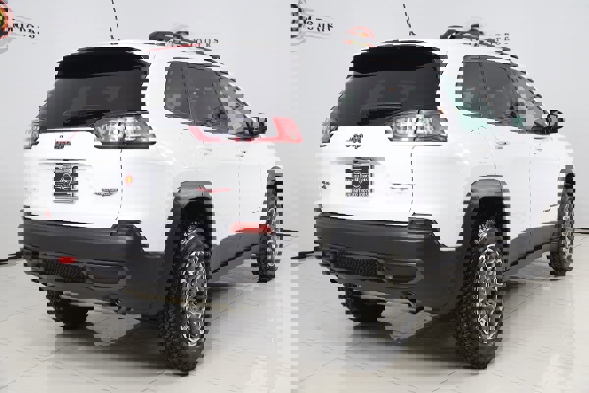 Used 2022 Jeep Cherokee Trailhawk w/ Comfort/Convenience Group image 3