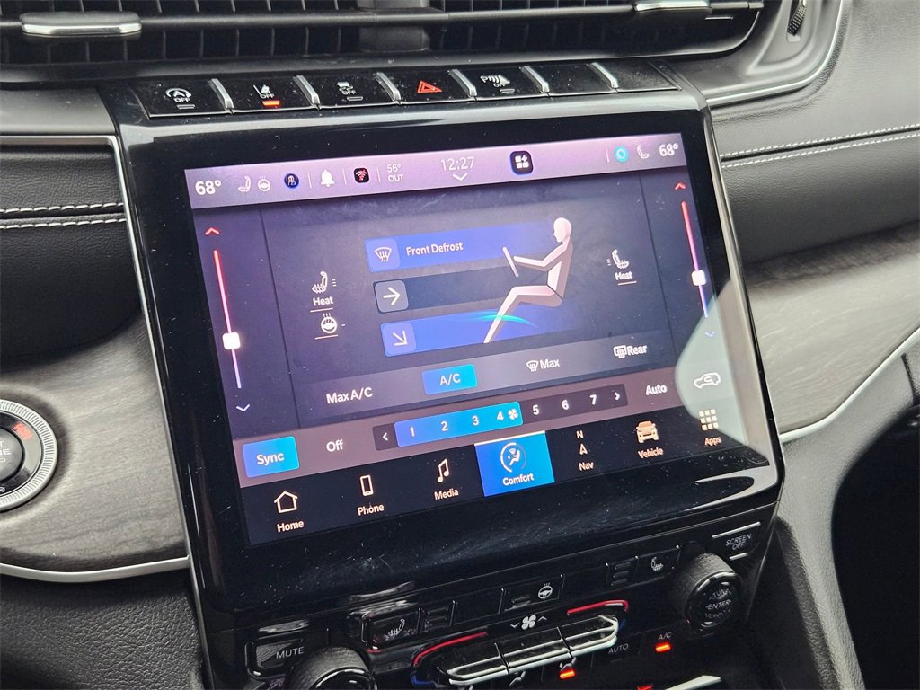 Certified 2025 Jeep Grand Cherokee Limited w/ Trailer Tow Package image 22