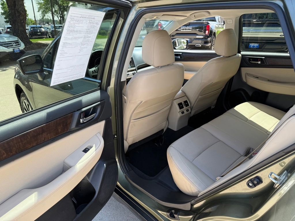 Used 2017 Subaru Outback 2.5i Limited w/ Popular Package #5 AWD/4WD image 13