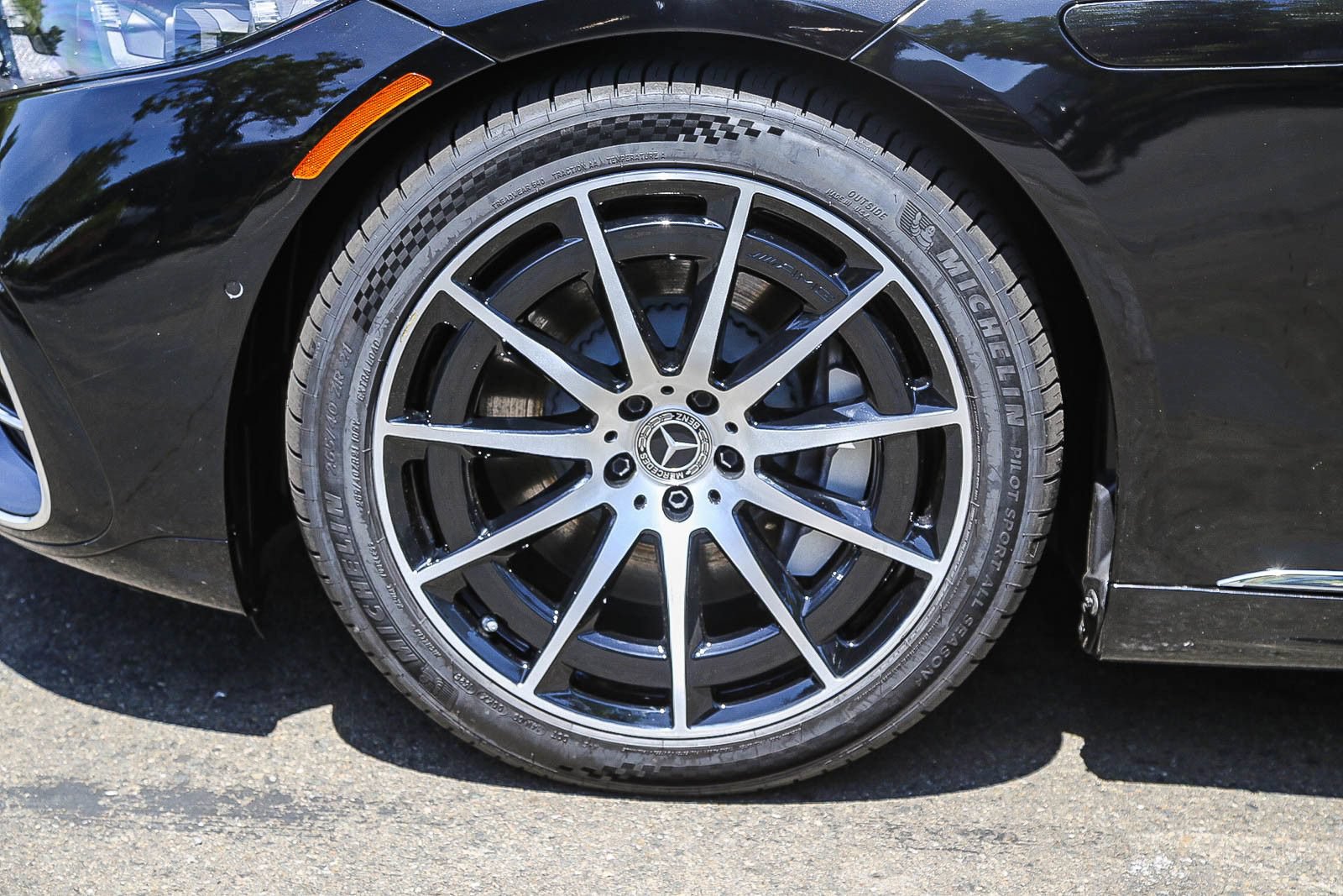 Used 2023 Mercedes-Benz EQS 580 4MATIC Sedan image 9