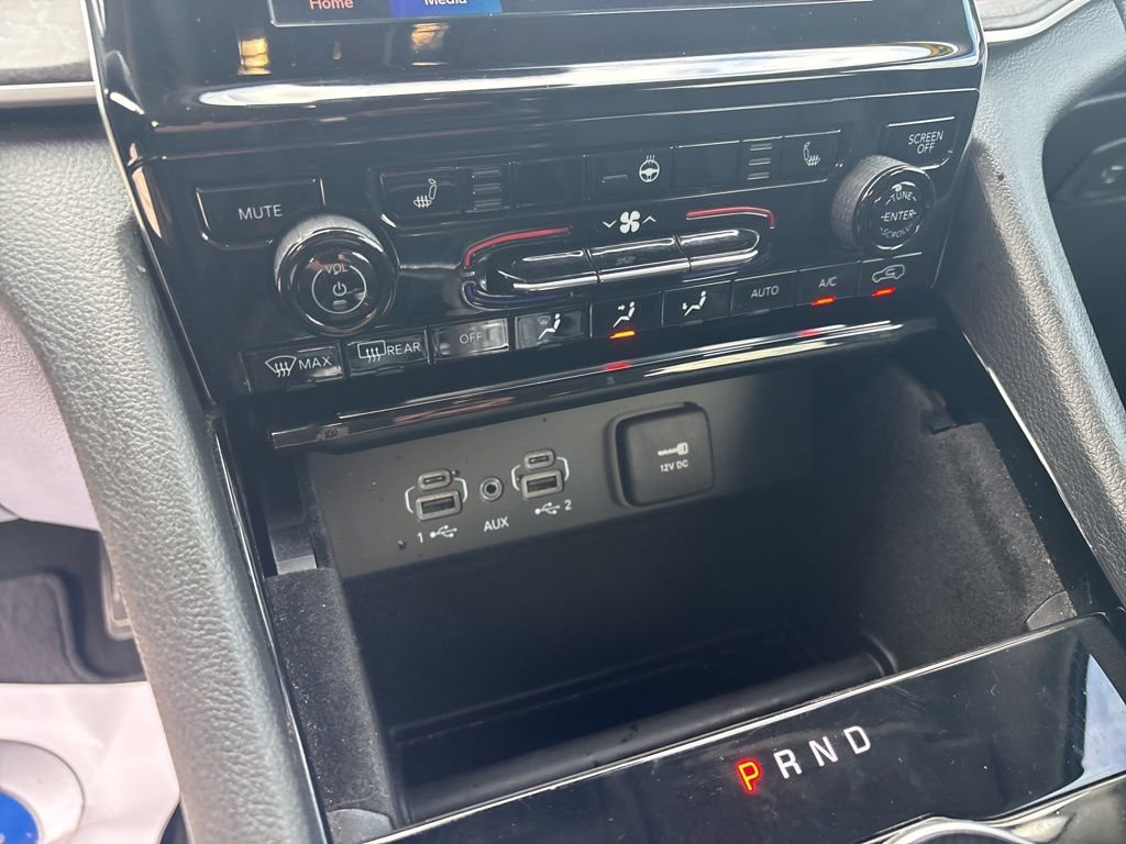 Used 2022 Jeep Grand Cherokee L Limited image 25