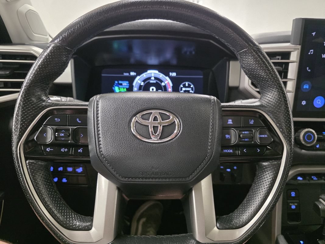 Used 2024 Toyota Tundra Limited AWD/4WD image 27