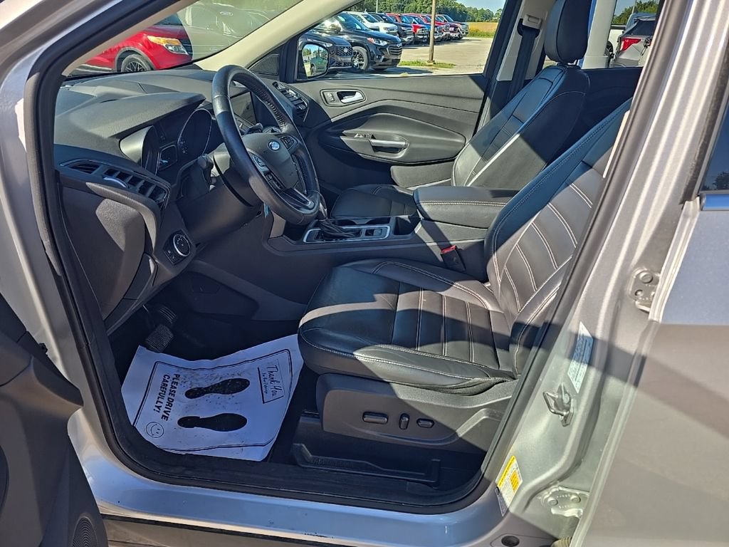 Used 2018 Ford Escape SEL AWD/4WD image 8