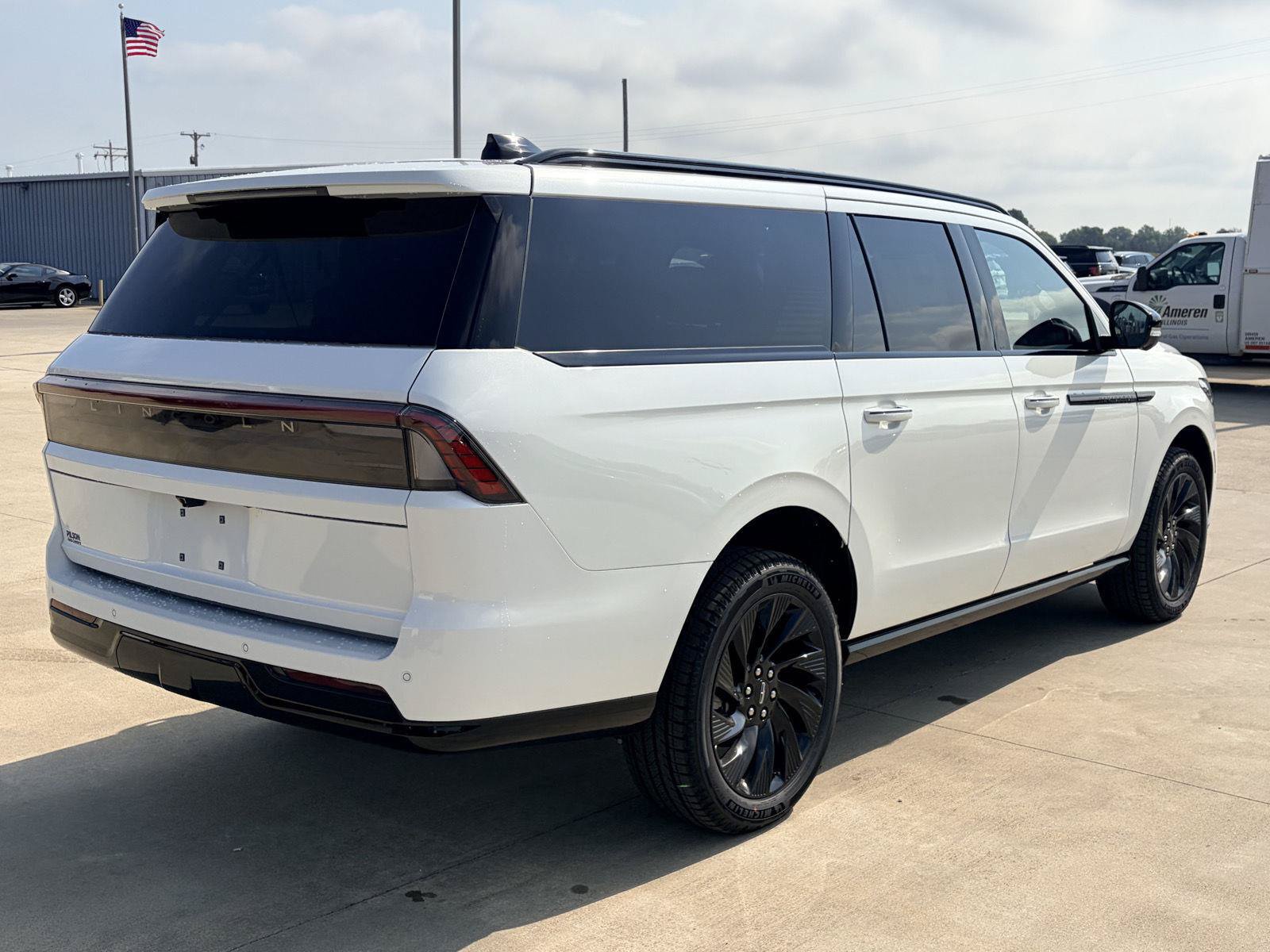 New 2027 Lincoln Navigator L Reserve w/ Jet Appearance Package AWD/4WD image 51