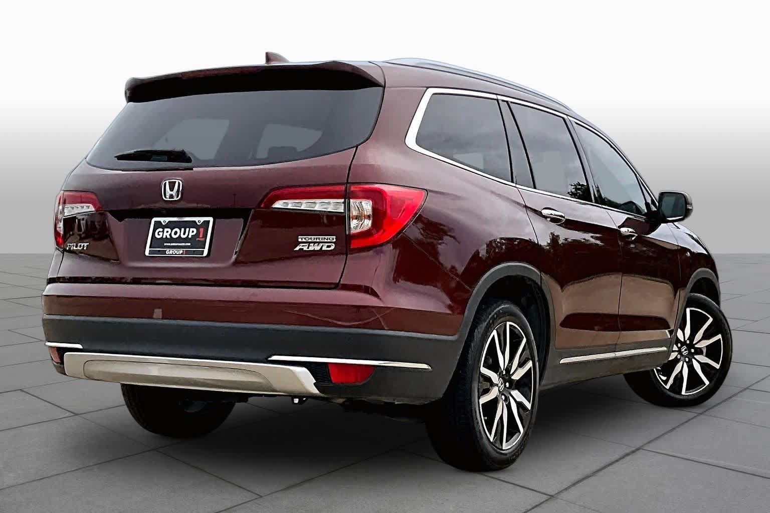 Used 2022 Honda Pilot Touring image 13