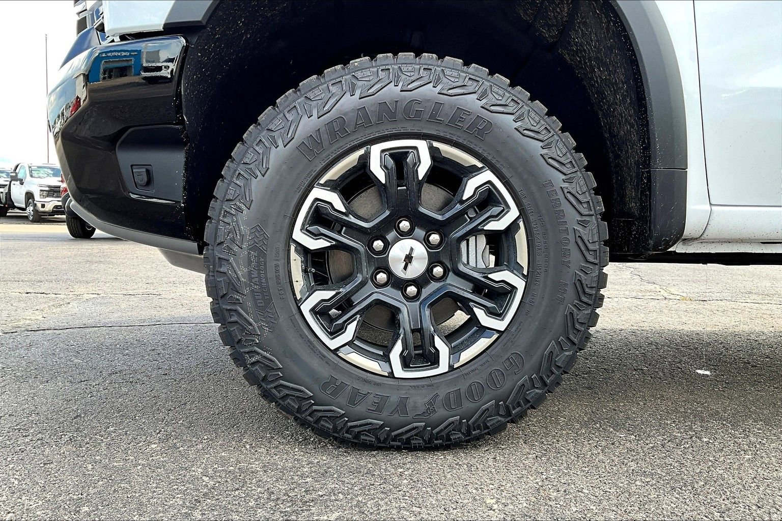 New 2026 Chevrolet Silverado 1500 ZR2 image 12