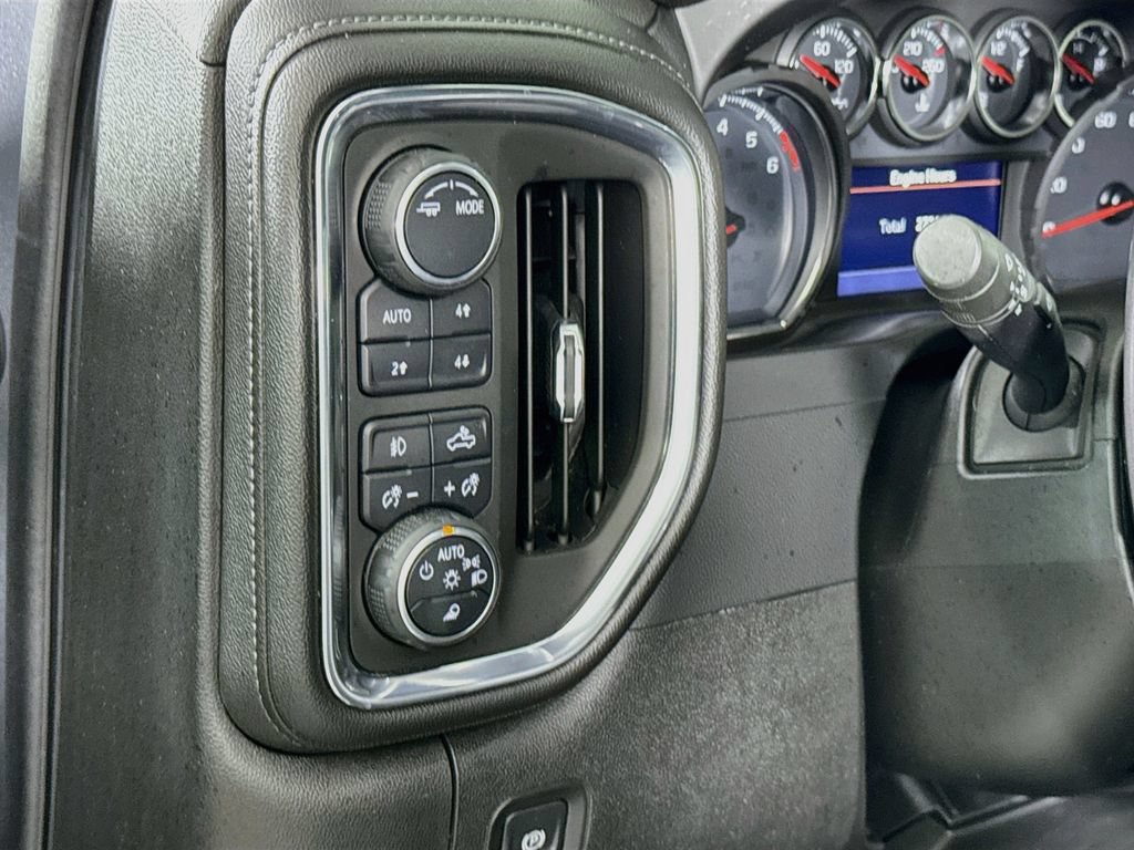 Used 2021 Chevrolet Silverado 1500 LTZ w/ LTZ Convenience Package II AWD/4WD image 20