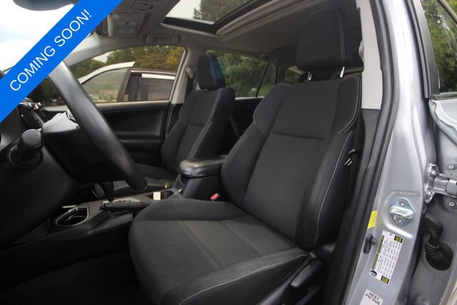 Used 2018 Toyota RAV4 XLE w/ Plus Extra Value Package FWD image 3