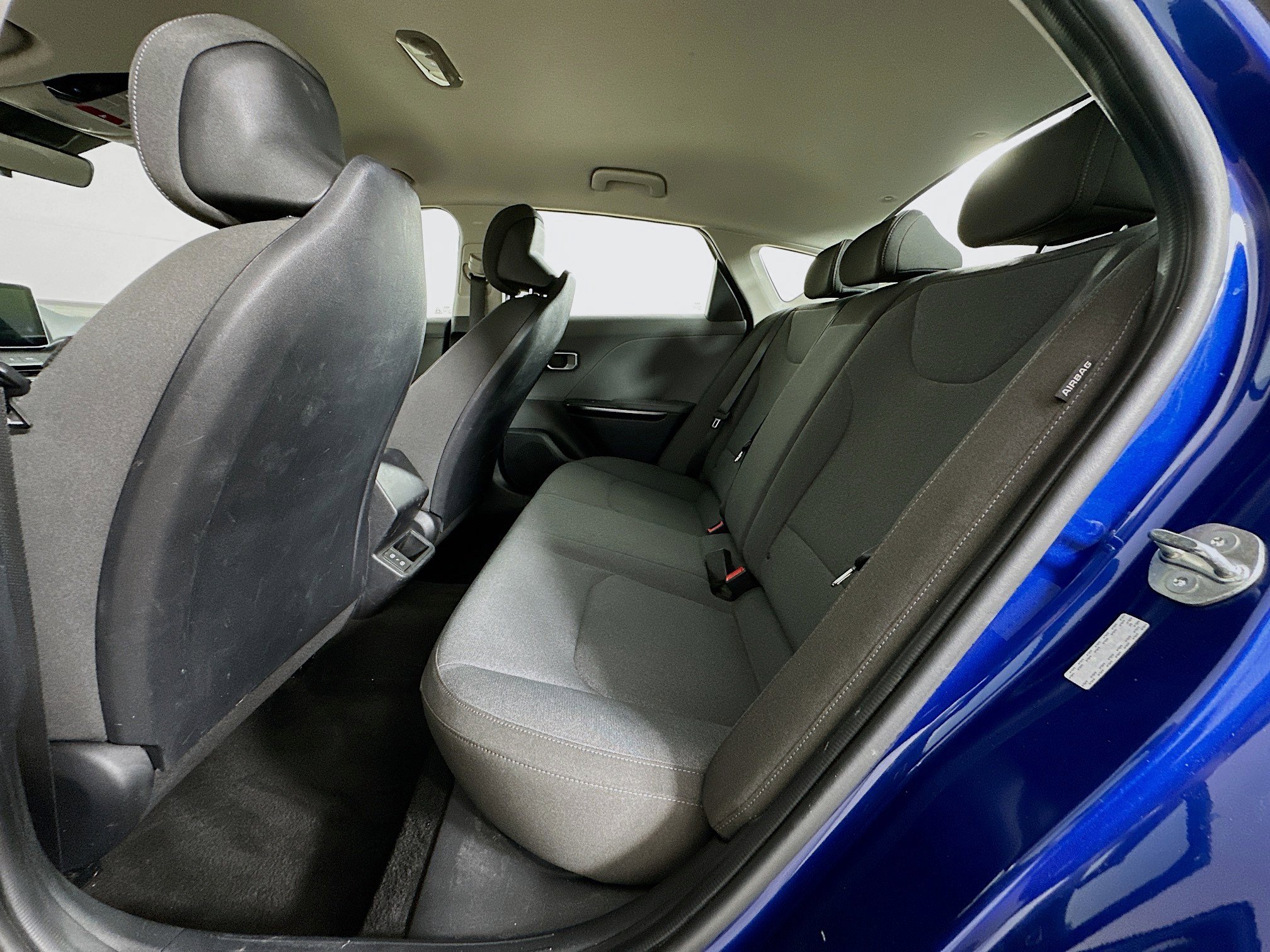 Used 2025 Kia K4 LXS image 26