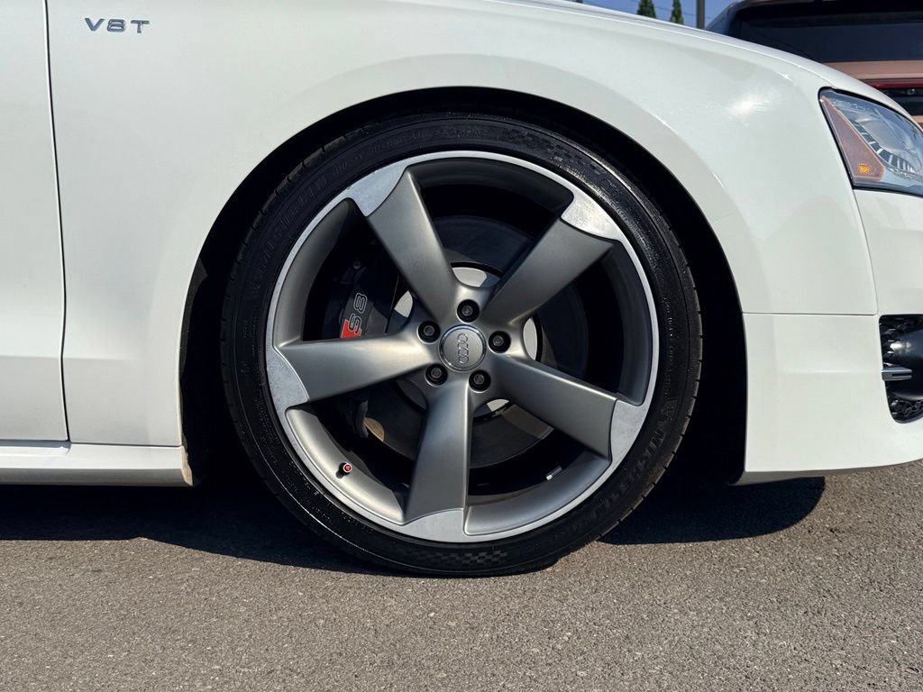 Used 2016 Audi S8 w/ Full Leather Package AWD/4WD image 41
