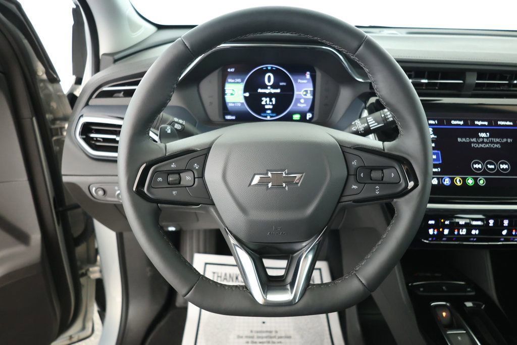 Used 2023 Chevrolet Bolt EUV Premier image 11