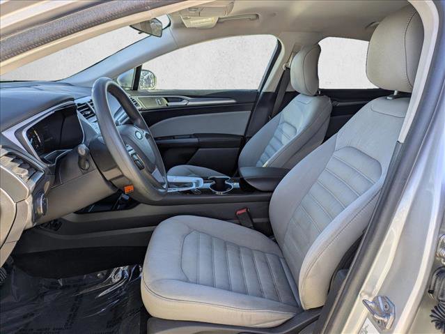 Used 2015 Ford Fusion S image 15