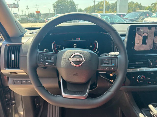 New 2026 Nissan Pathfinder SL w/ SL Premium Package FWD image 12
