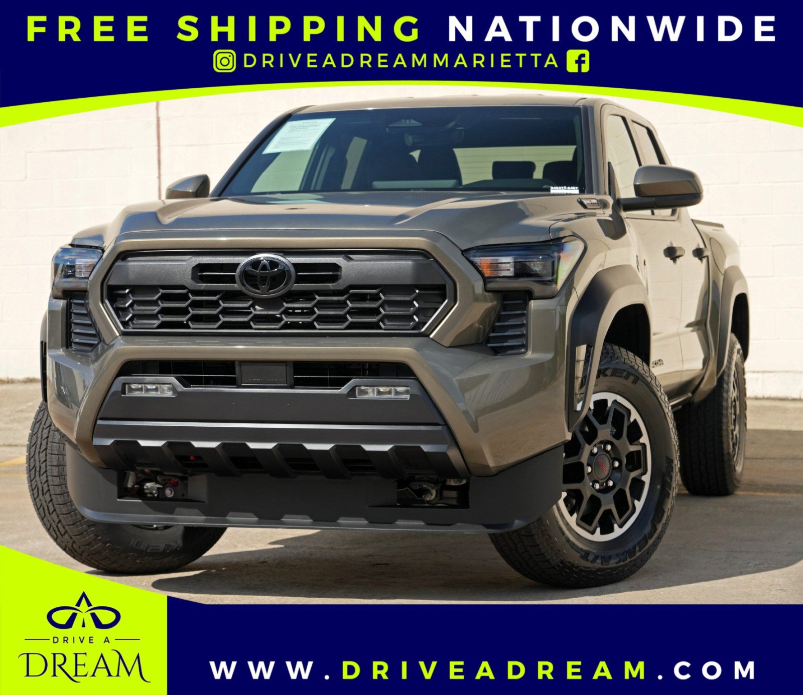 Used 2025 Toyota Tacoma TRD Off-Road AWD/4WD image 1