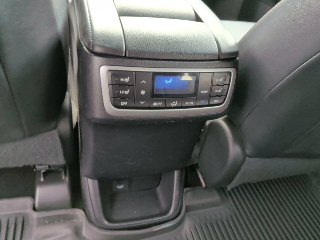 Used 2017 Toyota Highlander Limited Platinum AWD/4WD image 14