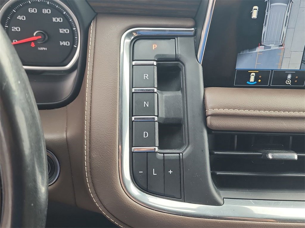 Certified 2021 Chevrolet Suburban High Country w/ Premium Package image 17