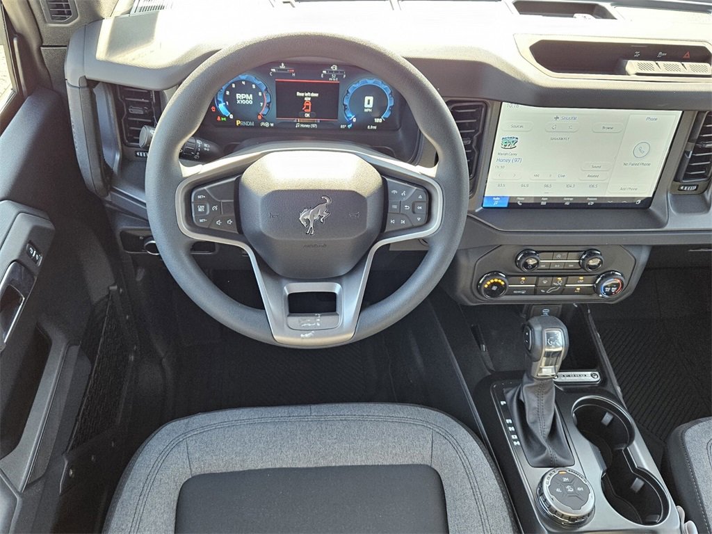 New 2025 Ford Bronco 4-Door image 7