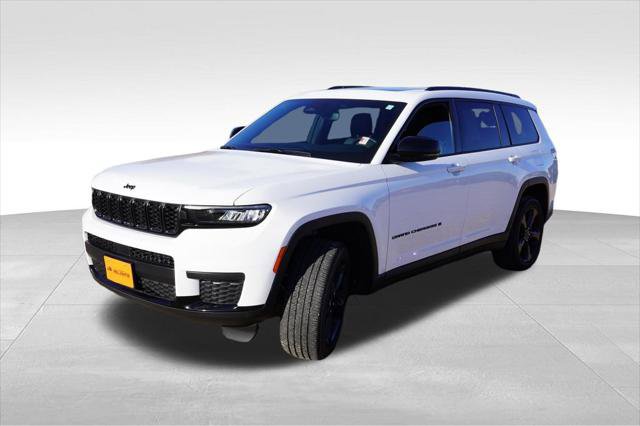 Certified 2023 Jeep Grand Cherokee L Laredo AWD/4WD image 11