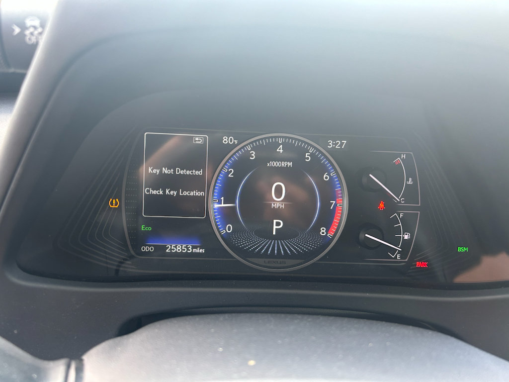 Used 2021 Lexus UX 200 w/ Accessory Package (Z1) FWD image 10