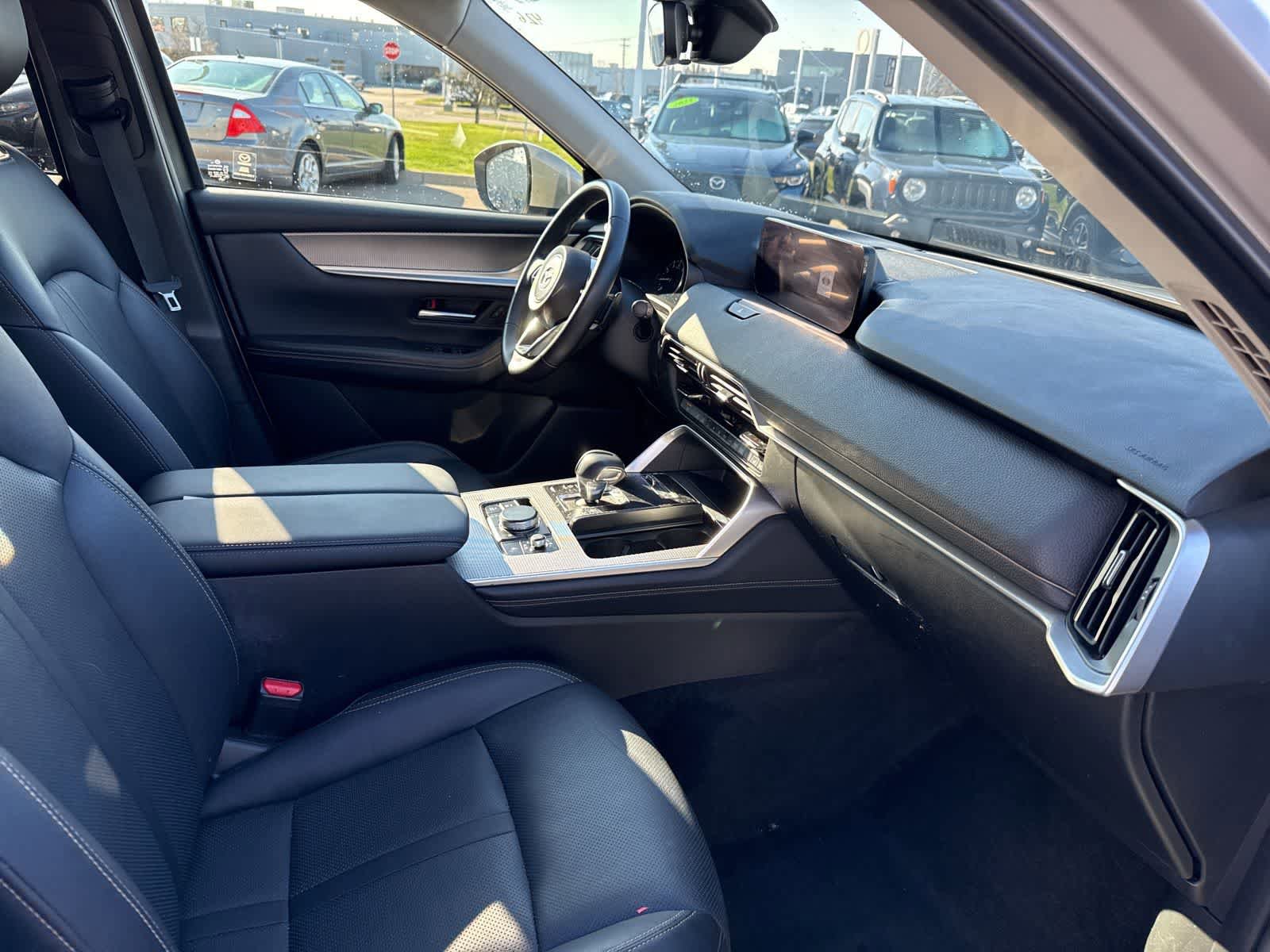 Used 2024 MAZDA CX-90 3.3 Turbo w/ Preferred Plus image 28