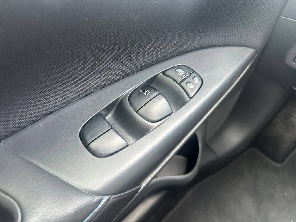 Used 2017 Nissan Sentra SR FWD image 14