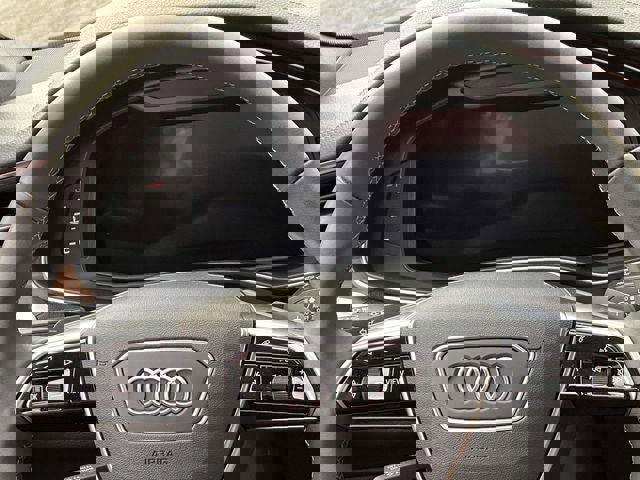 Used 2025 Audi A6 Premium Plus image 24